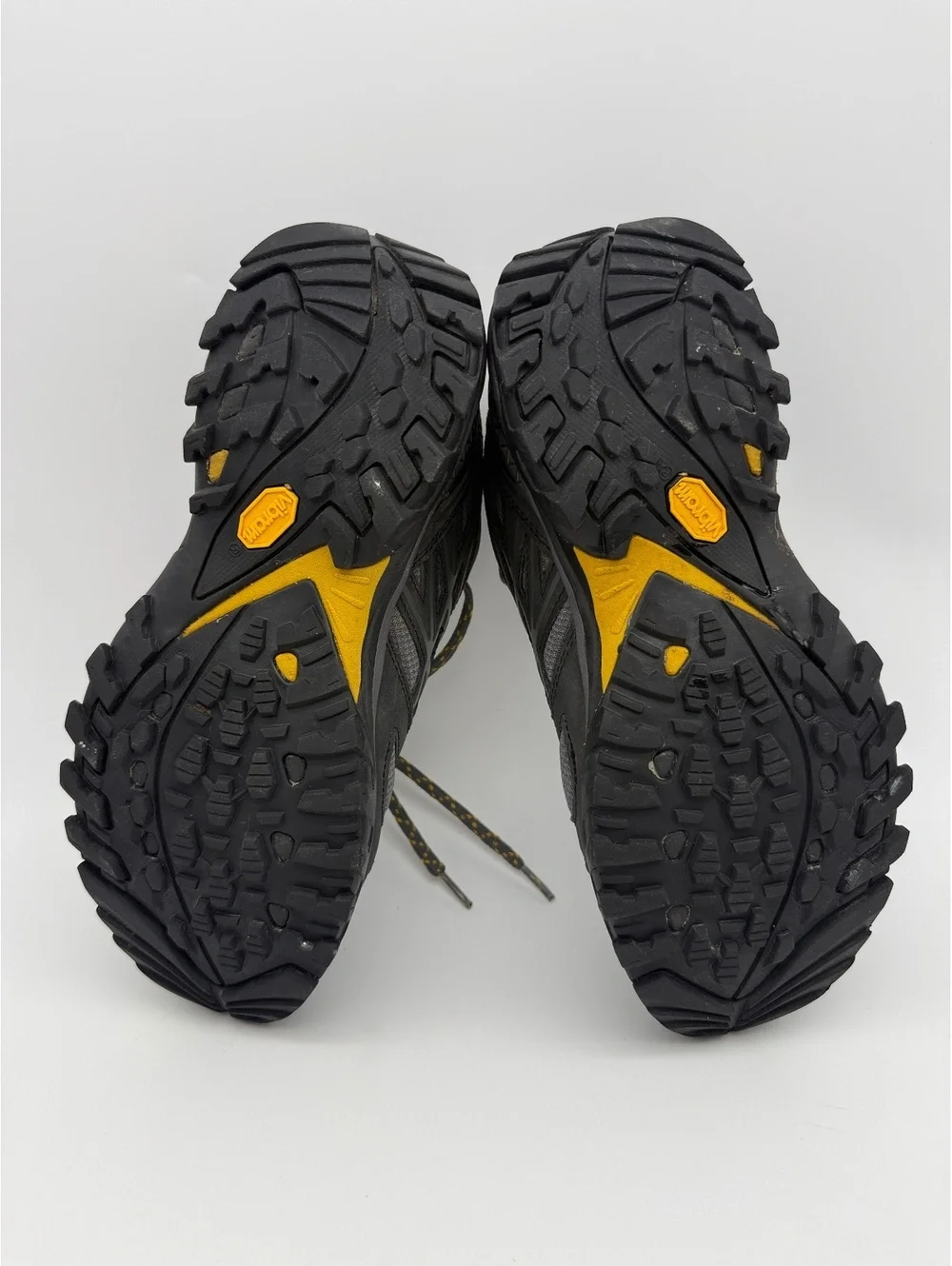 The North Face Hedgehog Fastpack GTX Men's Hiking Shoes Grey Yellow Size 8.5